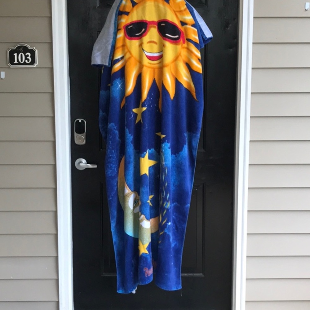 Fun in the sun, or with the moon and stars! - Picture 1 of 2